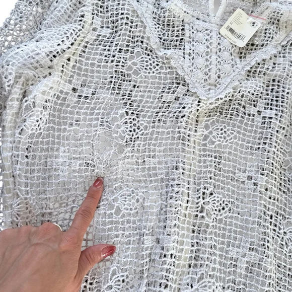 Free People Intimately 70’s Style Crochet Long Sleeve White Bodysuit M - Picture 4 of 5